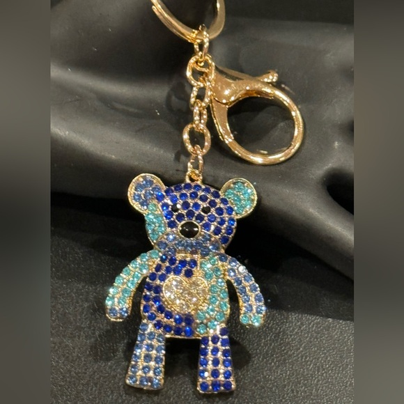 BAG CHARM  Gold Tone Clear Heart Blue Crystal Bear Bag Charm Keychain Mint - Picture 3 of 7